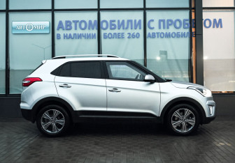 Подержанный автомобиль Hyundai Creta 2019 года (6 фото)