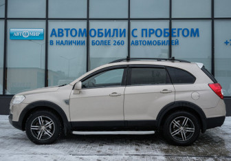 Подержанный автомобиль Chevrolet Captiva 2007 года (2 фото)