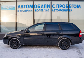 Подержанный автомобиль Chevrolet Lacetti Wagon 2011 года (2 фото)