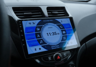 Подержанный автомобиль Hyundai Solaris Sedan 2011 года (12 фото)