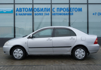 Подержанный автомобиль Toyota Corolla Sedan 2004 года (2 фото)