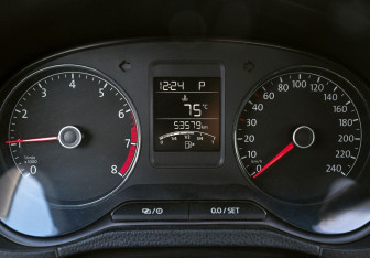 Подержанный автомобиль Volkswagen Polo Sedan 2019 года (18 фото)