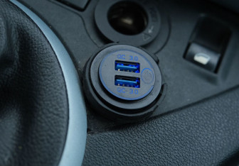 Подержанный автомобиль Citroen Berlingo 2013 года (13 фото)