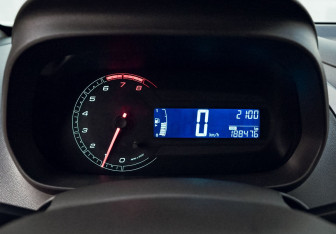 Подержанный автомобиль Chevrolet Cobalt Sedan 2013 года (9 фото)