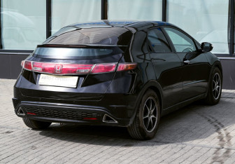 Подержанный автомобиль Honda Civic Hatchback 2008 года (5 фото)