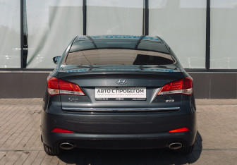Подержанный автомобиль Hyundai i40 Sedan 2013 года (4 фото)