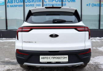 Новый Москвич 3 2022 (4 фото)