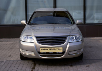 Подержанный автомобиль Nissan Almera Classic 2007 года (8 фото)