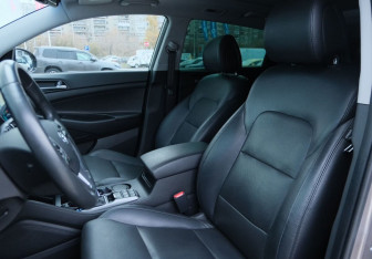 Подержанный автомобиль Hyundai Tucson 2016 года (18 фото)