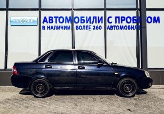 Подержанный автомобиль LADA (ВАЗ) Priora Sedan 2007 года (6 фото)