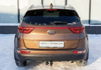 Подержанный автомобиль Kia Sportage 2017 года (4 фото)