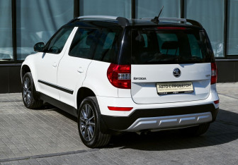 Подержанный автомобиль Skoda Yeti 2017 года (3 фото)