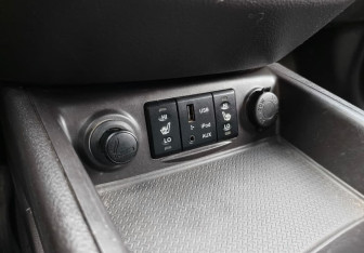 Подержанный автомобиль Hyundai Santa Fe 2010 года (15 фото)