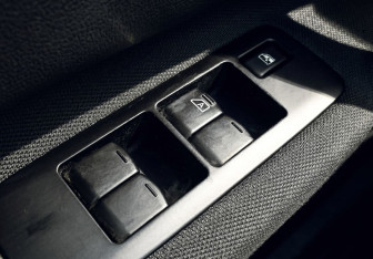Подержанный автомобиль Nissan Qashqai 2013 года (12 фото)