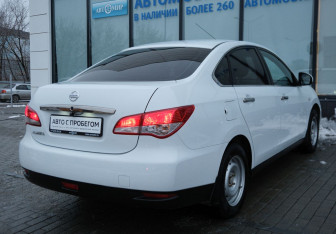 Подержанный автомобиль Nissan Almera Sedan 2014 года (5 фото)