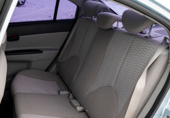 Подержанный автомобиль Hyundai Verna Sedan 2007 года (17 фото)