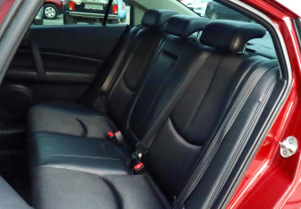 Подержанный автомобиль Mazda 6 Liftback 2012 года (15 фото)