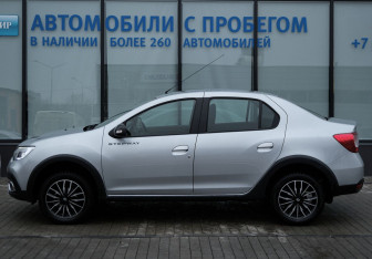 Подержанный автомобиль Renault Logan Sedan 2022 года (2 фото)