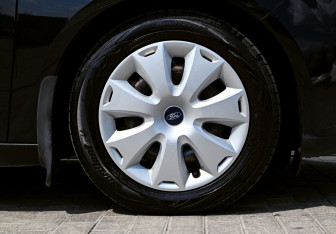 Подержанный автомобиль Ford Focus Hatchback 2013 года (21 фото)