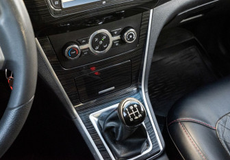 Подержанный автомобиль Lifan Solano 2017 года (16 фото)