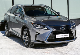 Подержанный автомобиль Lexus RX 2018 года (7 фото)