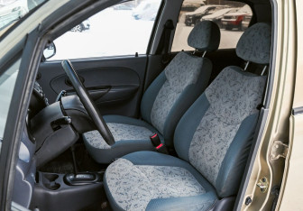 Подержанный автомобиль Daewoo Matiz 2006 года (15 фото)