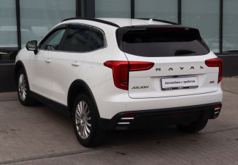 Подержанный автомобиль Haval Jolion 2024 года (3 фото)