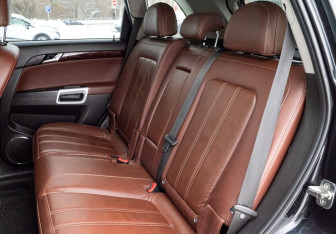 Подержанный автомобиль Opel Antara 2014 года (16 фото)