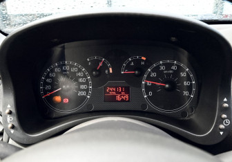 Подержанный автомобиль Fiat Panda Hatchback 2007 года (11 фото)