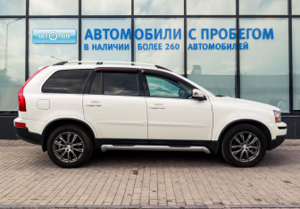 Подержанный автомобиль Volvo XC90 2011 года (6 фото)
