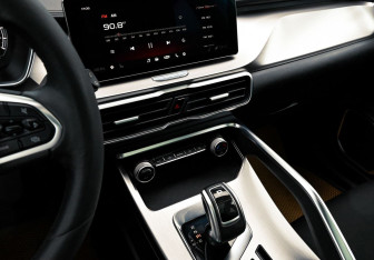 Подержанный автомобиль Geely Coolray 2020 года (9 фото)