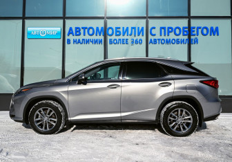 Подержанный автомобиль Lexus RX 2018 года (2 фото)