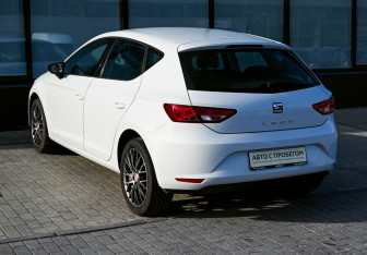 Подержанный автомобиль SEAT Leon Hatchback 2013 года (3 фото)