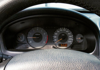 Подержанный автомобиль Nissan Almera Classic 2007 года (9 фото)