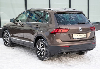 Подержанный автомобиль Volkswagen Tiguan 2018 года (3 фото)