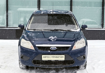 Подержанный автомобиль Ford Focus Hatchback 2010 года (8 фото)