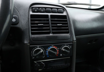 Подержанный автомобиль LADA (ВАЗ) 2110 2006 года (12 фото)