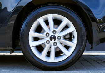 Подержанный автомобиль Kia Cerato Sedan 2019 года (22 фото)