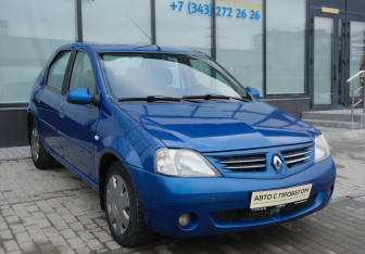 Подержанный автомобиль Renault Logan Sedan 2008 года (7 фото)
