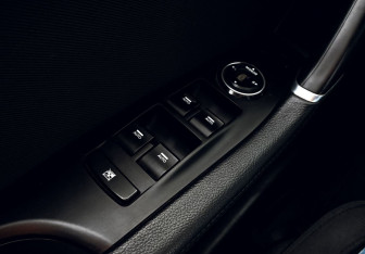 Подержанный автомобиль Hyundai i40 Sedan 2014 года (12 фото)