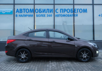 Подержанный автомобиль Hyundai Solaris Sedan 2014 года (6 фото)