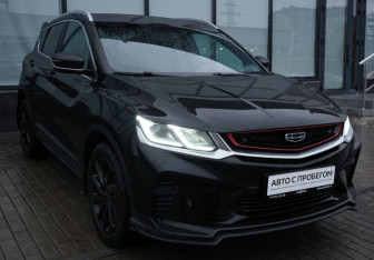 Подержанный автомобиль Geely Coolray 2022 года (7 фото)