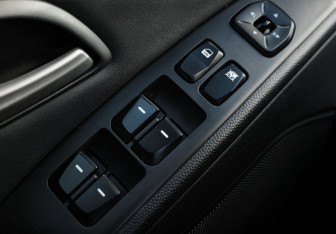 Подержанный автомобиль Hyundai ix35 2010 года (11 фото)