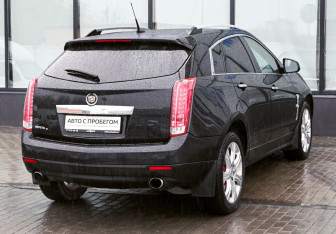 Подержанный автомобиль Cadillac SRX 2011 года (5 фото)