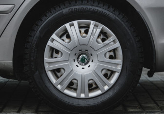 Подержанный автомобиль Skoda Octavia Liftback 2013 года (18 фото)