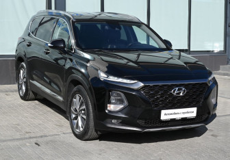 Подержанный автомобиль Hyundai Santa Fe 2018 года (7 фото)