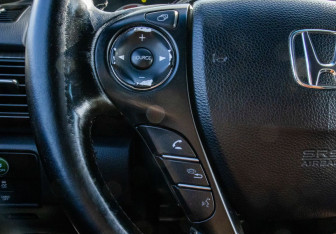 Подержанный автомобиль Honda Accord Sedan 2013 года (14 фото)