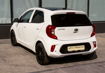 Подержанный автомобиль Kia Picanto 2019 года (3 фото)