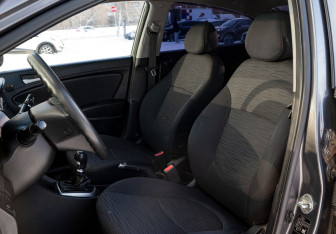 Подержанный автомобиль Hyundai Solaris Sedan 2015 года (9 фото)