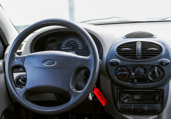 Подержанный автомобиль LADA (ВАЗ) Kalina Wagon 2010 года (17 фото)